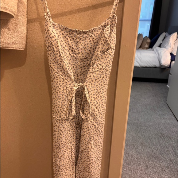 Brandy Melville White and Blue Floral Dress - Picture 2 of 5